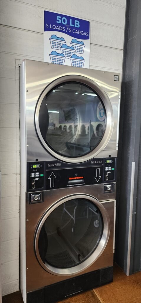 Large capacity dryer does 50lbs